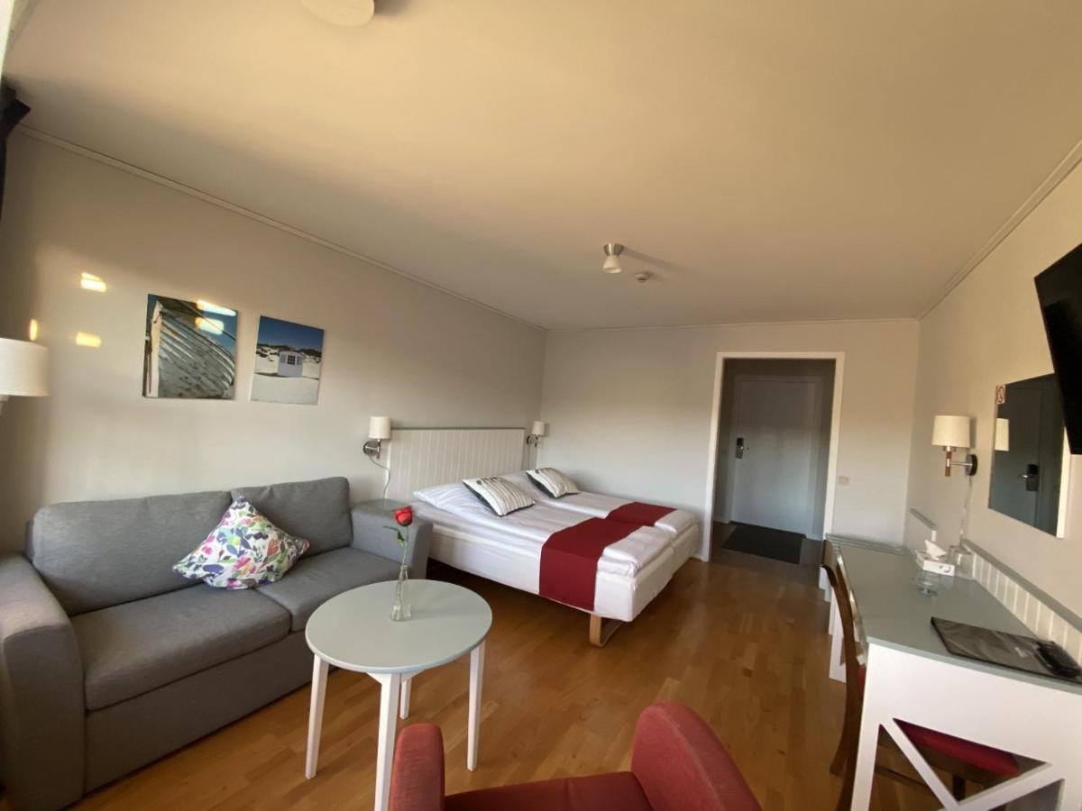 Nordby Hotell Lervik Luaran gambar